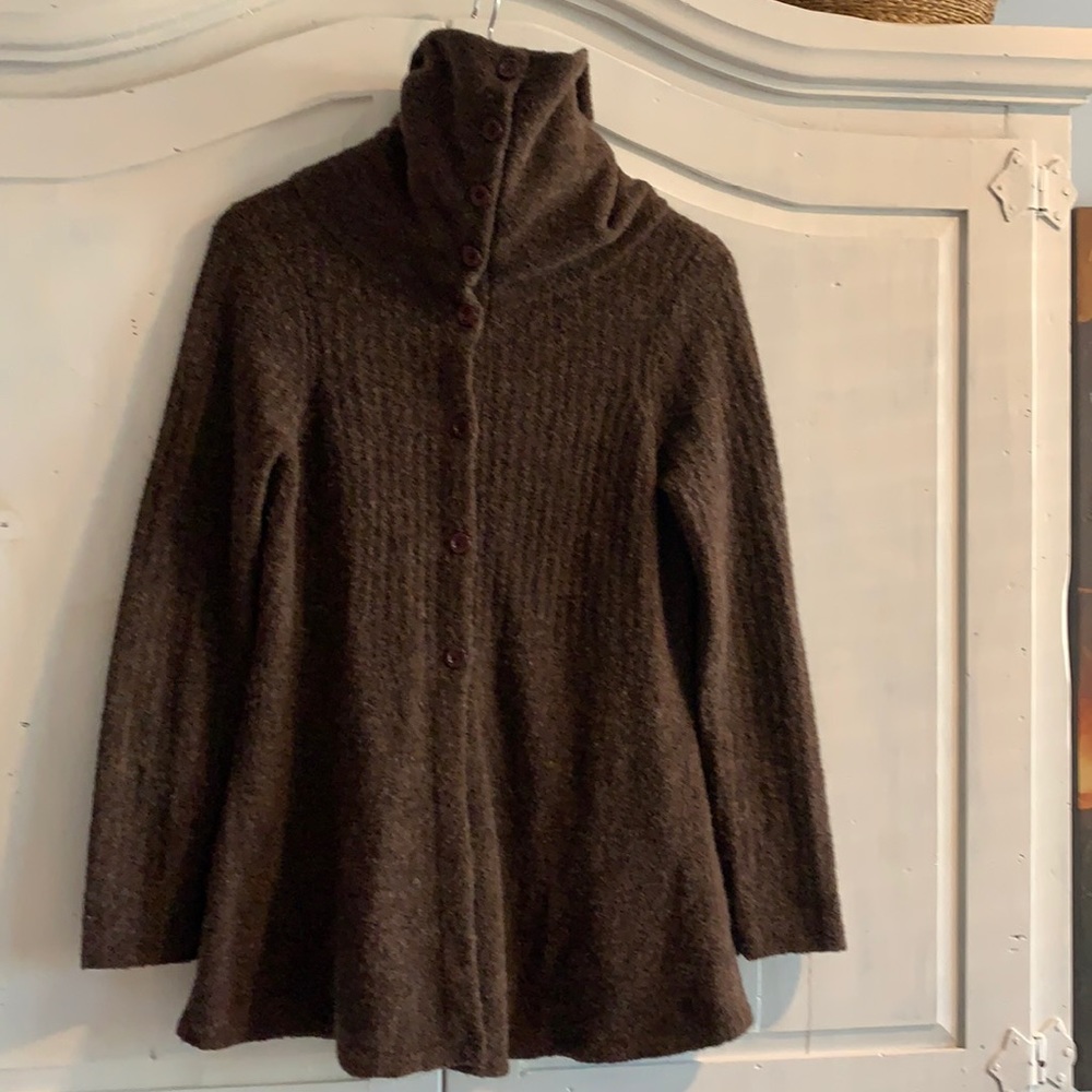 Vintage ladies sweater, size M.  Nine West